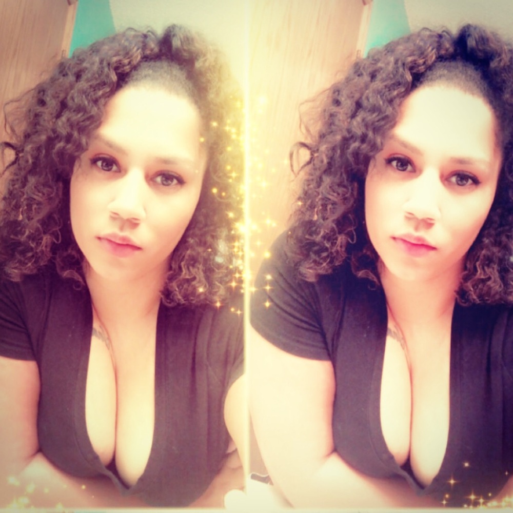 Meet your Posher, Brittney